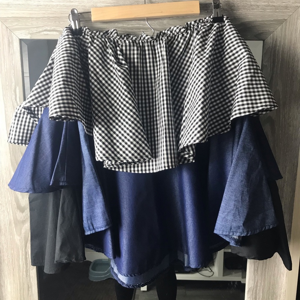 Blue, Black and Gray Sleeves Tube Top - Picture 8 of 8
